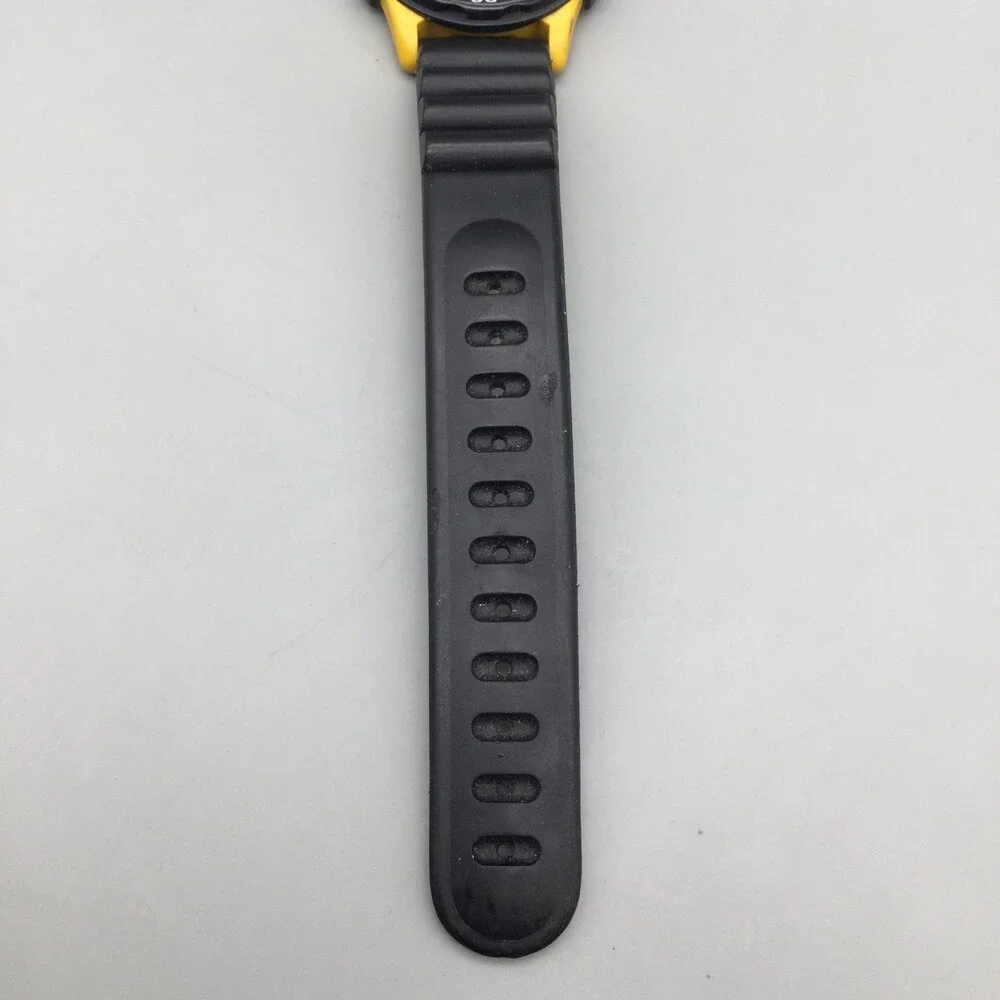 Vintage Guess Indiglo Chrono Men Watch 40mm Yellow Dial Black Rubber New Battery